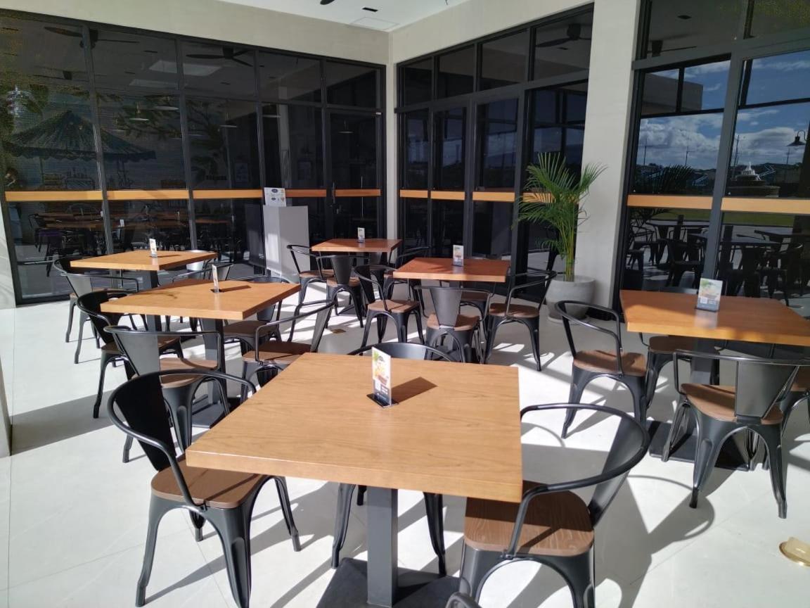 Acro Residences Guiguinto Exterior foto